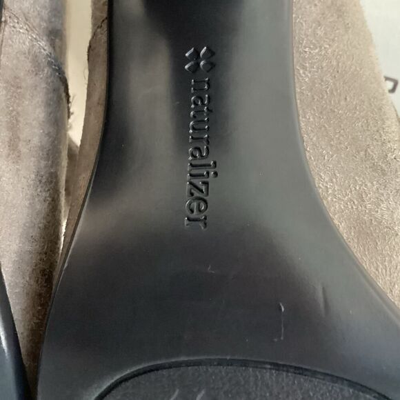 Naturalizer Tan Faux Suede Booties Size 6 - Picture 11 of 15